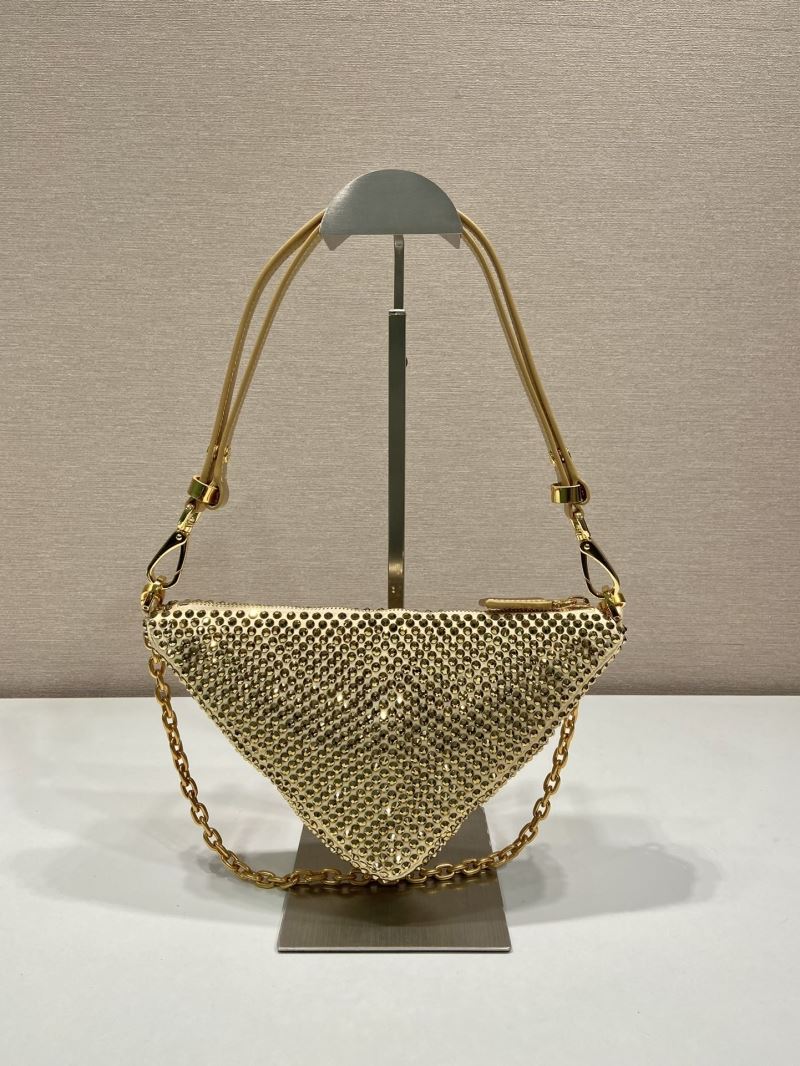 Pra*a triangle pouch